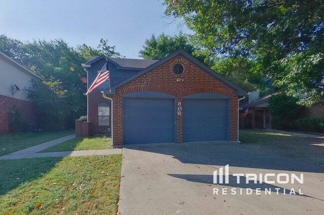 property at 806 Gable Ave