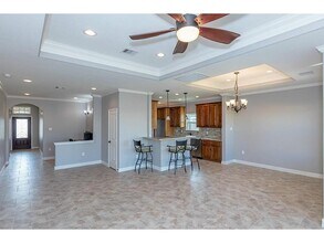 203 Seacrest Blvd in League City, TX - Building Photo - Building Photo