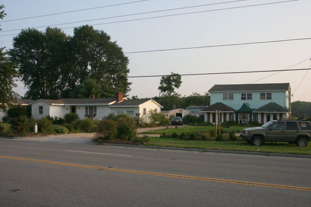 20416 Market St in Onancock, VA - Building Photo