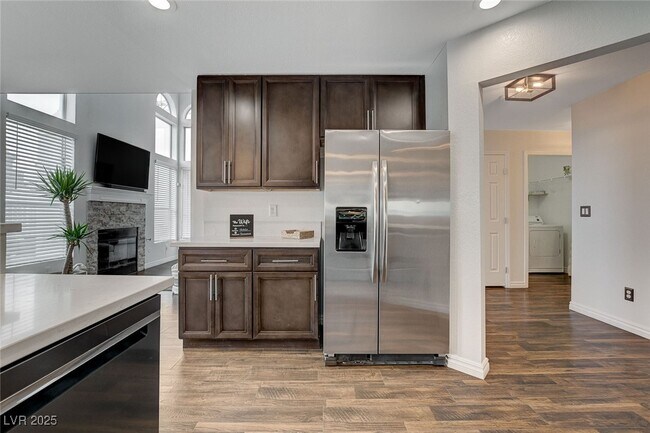 8208 Ogee Dr in Las Vegas, NV - Foto de edificio - Building Photo