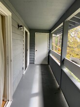 9470 Redmond - Woodinville Rd NE in Redmond, WA - Foto de edificio - Building Photo