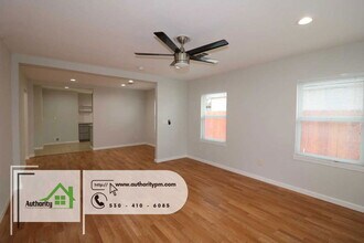 1366 Magnolia Ave in Redding, CA - Building Photo - Building Photo