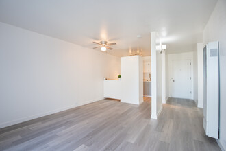 225 Clifton in Oakland, CA - Building Photo - Interior Photo