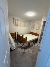 16370-16370 Carrs Landing Rd in Lake Country, BC - Building Photo - Building Photo