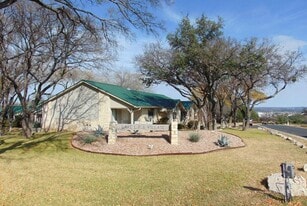 300 Poker Chip in Horseshoe Bay, TX - Building Photo