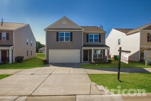 2414 Dewey Creek Ln in Charlotte, NC - Building Photo