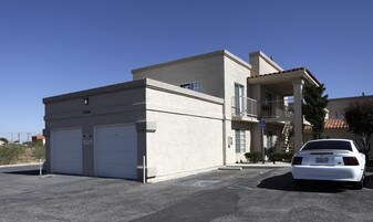 15544 Sequoia Ave in Hesperia, CA - Building Photo