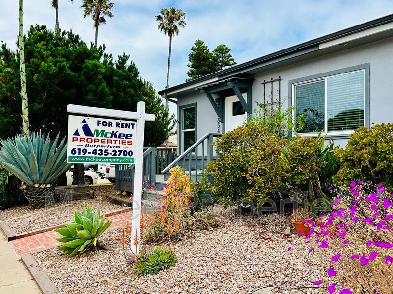 1658 Cable St in San Diego, CA - Building Photo