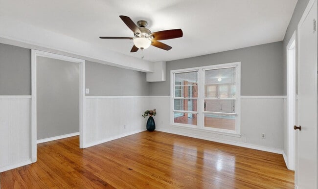 1900 Hilltop Dr in Garland, TX - Building Photo - Building Photo