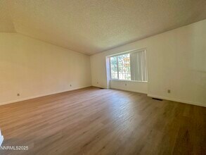 1965 Woodtrail Dr in Sparks, NV - Building Photo - Building Photo