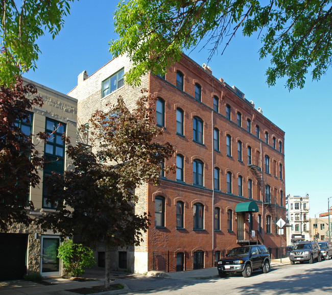 1117 W Fry St in Chicago, IL - Building Photo - Building Photo