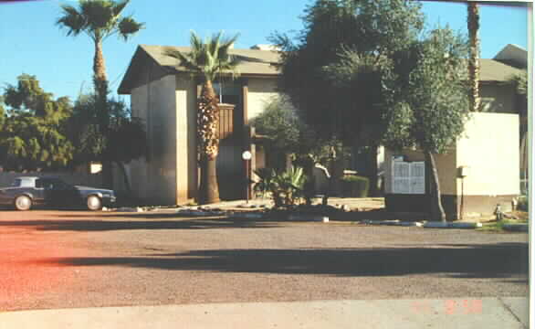 Mateo Village in Mesa, AZ - Building Photo - Building Photo