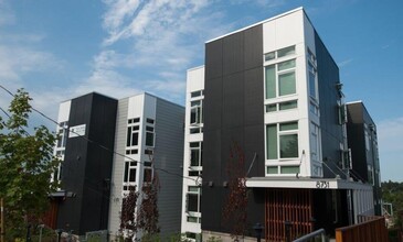 Horizon Phinney and Greenwood in Seattle, WA - Building Photo - Building Photo