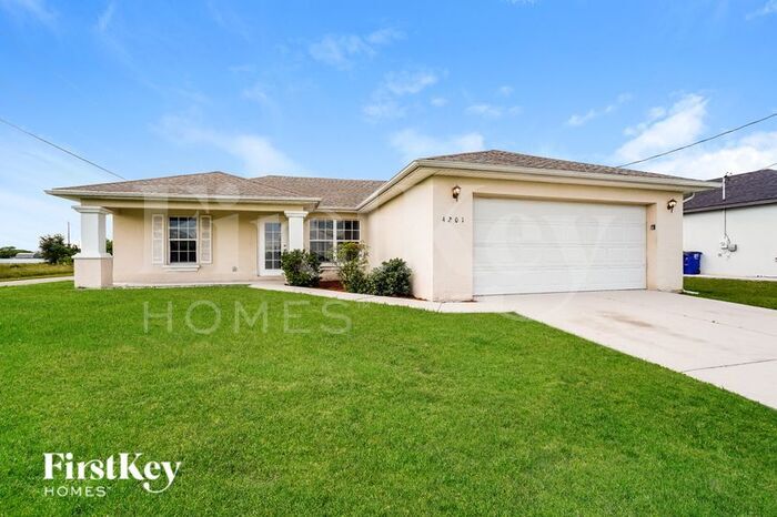 4201 19th St SW in Lehigh Acres, FL - Building Photo