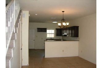 emerald valley condos in Laredo, TX - Building Photo - Other