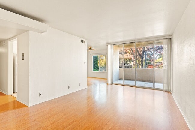 330 Vernon St in Oakland, CA - Building Photo - Building Photo