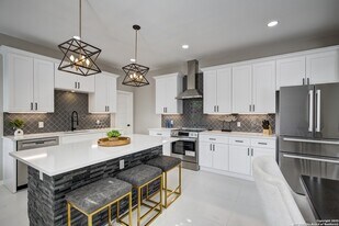 515 Nolan St in San Antonio, TX - Building Photo