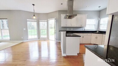 10516 Rougemont Ln in Charlotte, NC - Building Photo - Building Photo