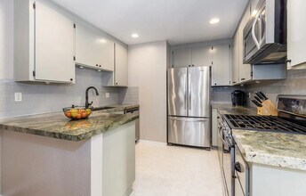 4671 Apple Tree Cmn in Livermore, CA - Building Photo - Building Photo