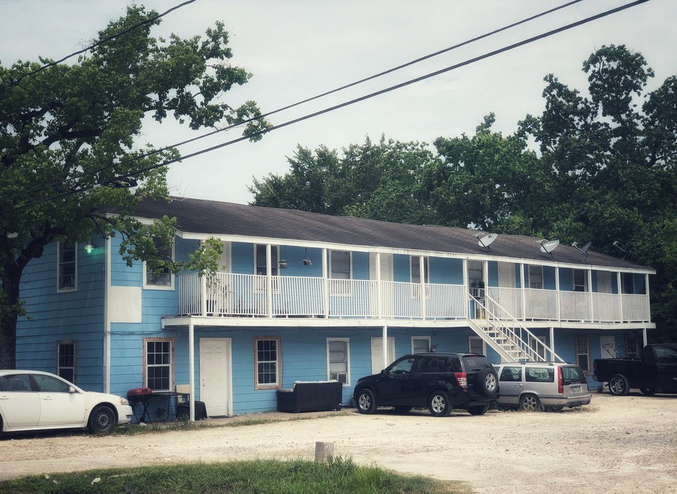 Texarkana Apartments in Houston, TX - Building Photo