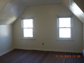 314 5th St NW in Minot, ND - Building Photo - Building Photo