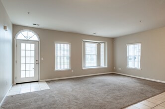 45570 Evansway Dr in Shelby Township, MI - Building Photo - Building Photo