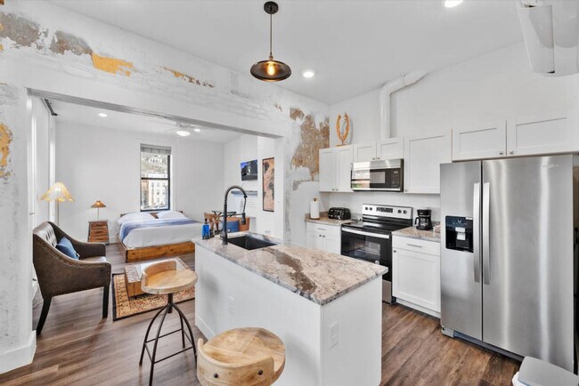 property at 18 W Elder St