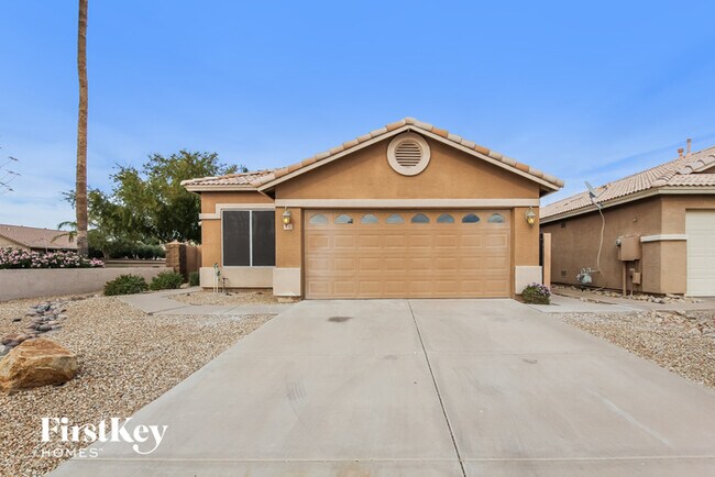 256 W Oxford Ln in Gilbert, AZ - Building Photo - Building Photo
