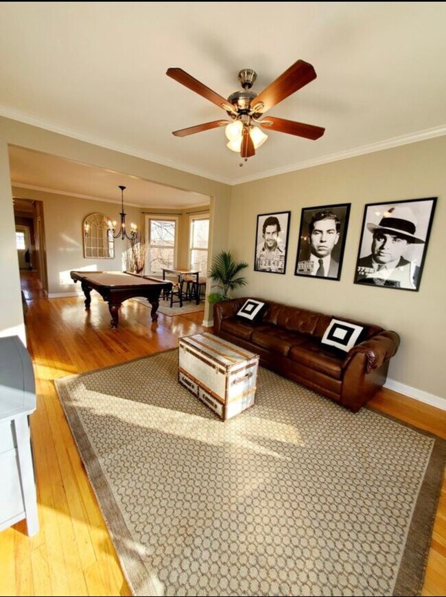 5638 W Lawrence Ave, Unit 1 in Chicago, IL - Building Photo - Building Photo