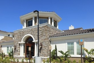 Rosina Vista in Chula Vista, CA - Building Photo - Building Photo