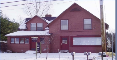 Shelburne Apartment in Shelburne, VT - Building Photo