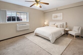 3170 W Monroe St in Waukegan, IL - Building Photo - Building Photo