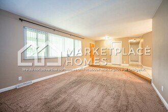 2820 Oriole Dr in Dayton, OH - Building Photo - Building Photo