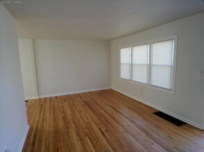 711 W 90th Terrace in Kansas City, MO - Building Photo - Building Photo