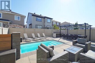 754 Devario Cres in Ottawa, ON - Building Photo - Building Photo