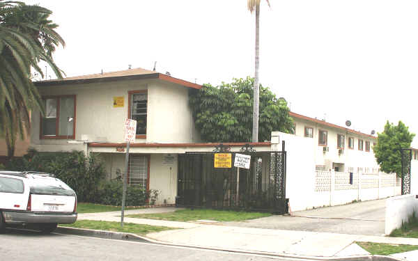 Vineland Apartments in Downey, CA - Building Photo - Building Photo