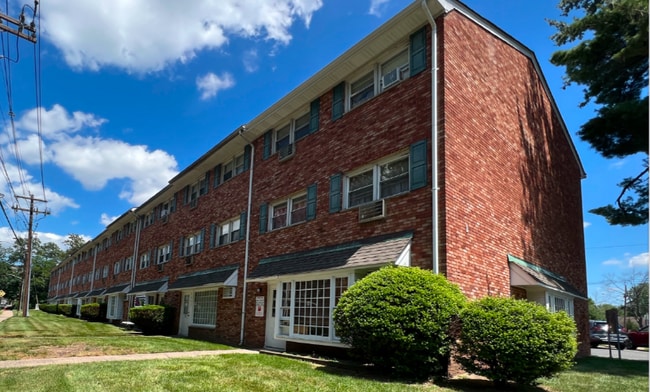 1501 Stuyvesant Ave. in Union, NJ - Building Photo - Building Photo