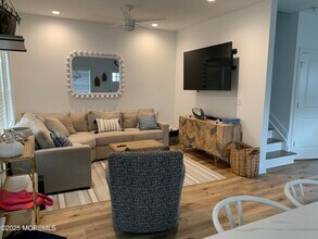 72 Spray Way in Lavallette, NJ - Building Photo - Building Photo