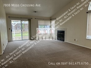 7808 Moss Crossing Ave in Bakersfield, CA - Building Photo - Building Photo