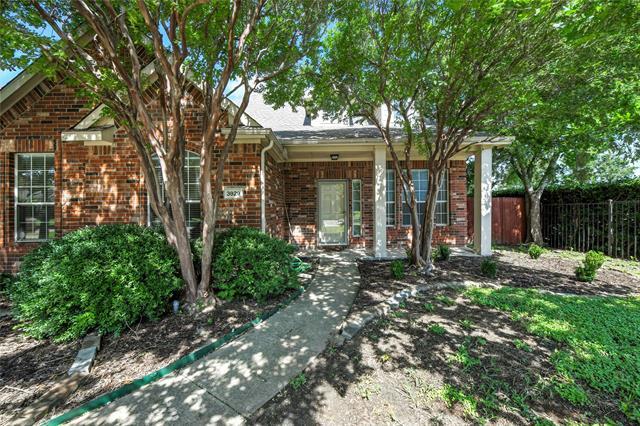 property at 3929 Iris Ct