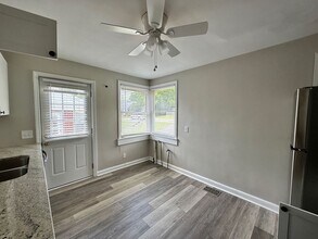 108-110 Kilbourne Rd in Columbia, SC - Foto de edificio - Building Photo