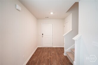 472 Coconut Dr in Bloomingdale, GA - Building Photo - Building Photo