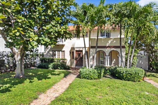 property at 419 30th St