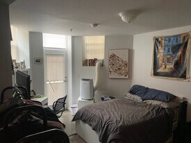 20 Queensberry St, Unit B in Boston, MA - Building Photo