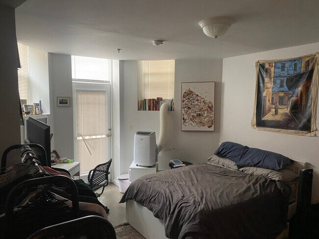 property at 20 Queensberry St