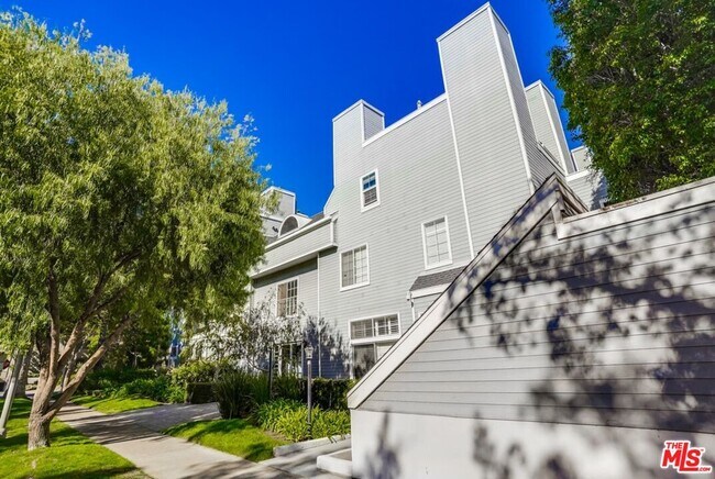 1097 Blanche St-Unit -127 in Pasadena, CA - Building Photo - Building Photo