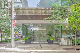 75-3475 St Nicholas St in Toronto, ON - Building Photo - Building Photo