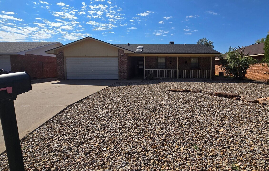 309 Chanticleer Pl in Clovis, NM - Building Photo