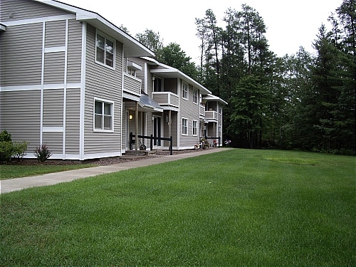 Forwood Apartments in Gwinn, MI - Foto de edificio - Building Photo