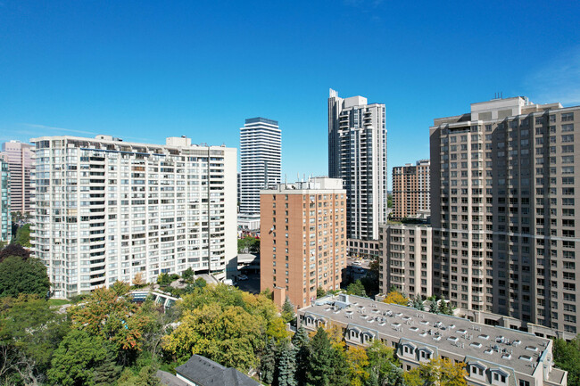 The Kempford in Toronto, ON - Building Photo - Building Photo